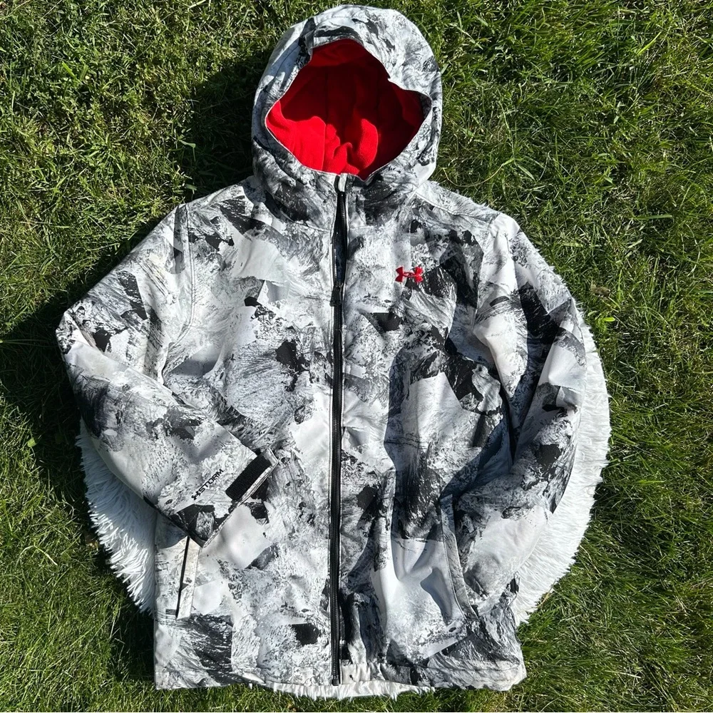 Under Armour UA Storm Winter Jacket Gray, Black, and White Camo Boys Size Large